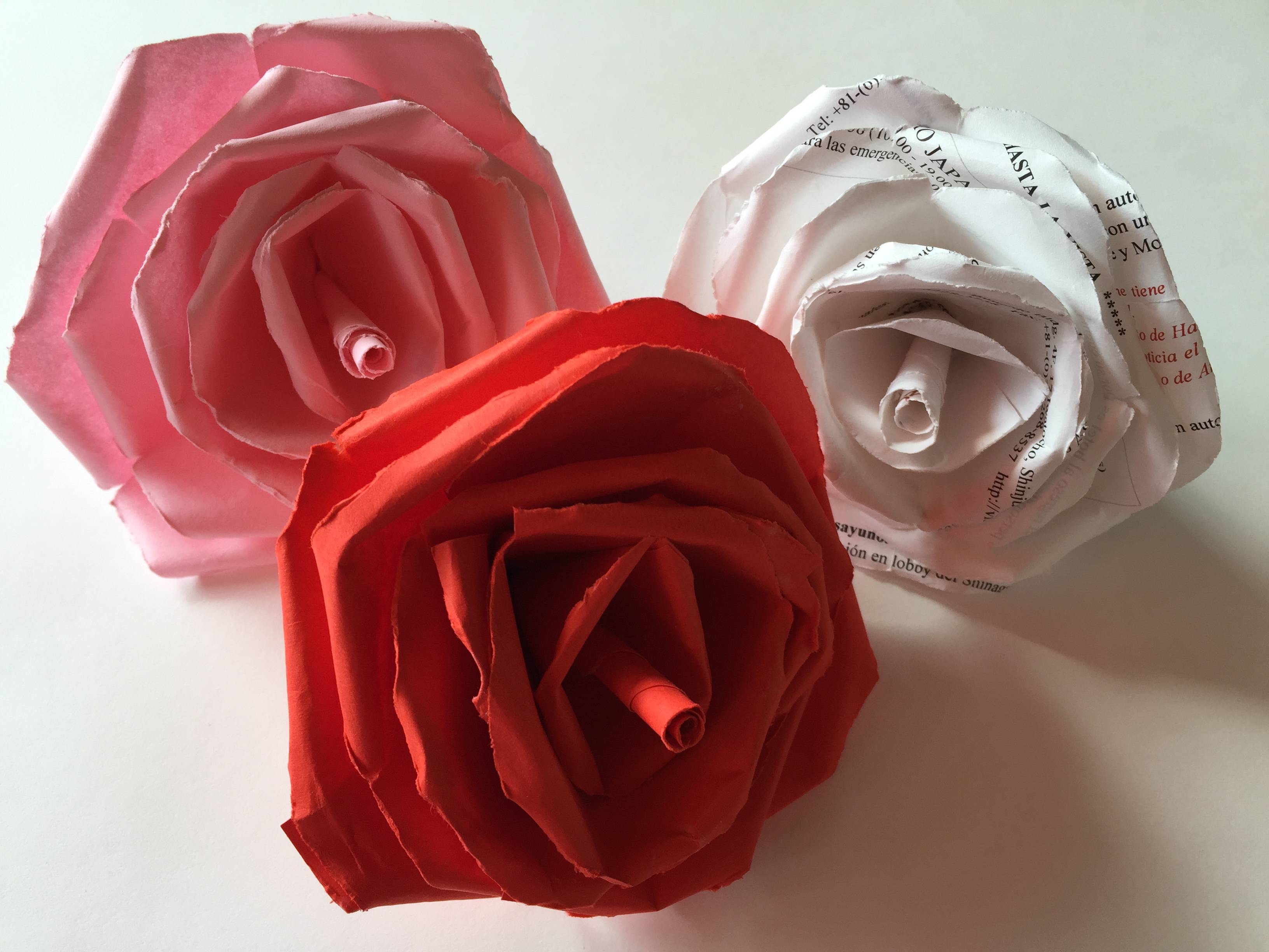 Como hacer una rosa de papel