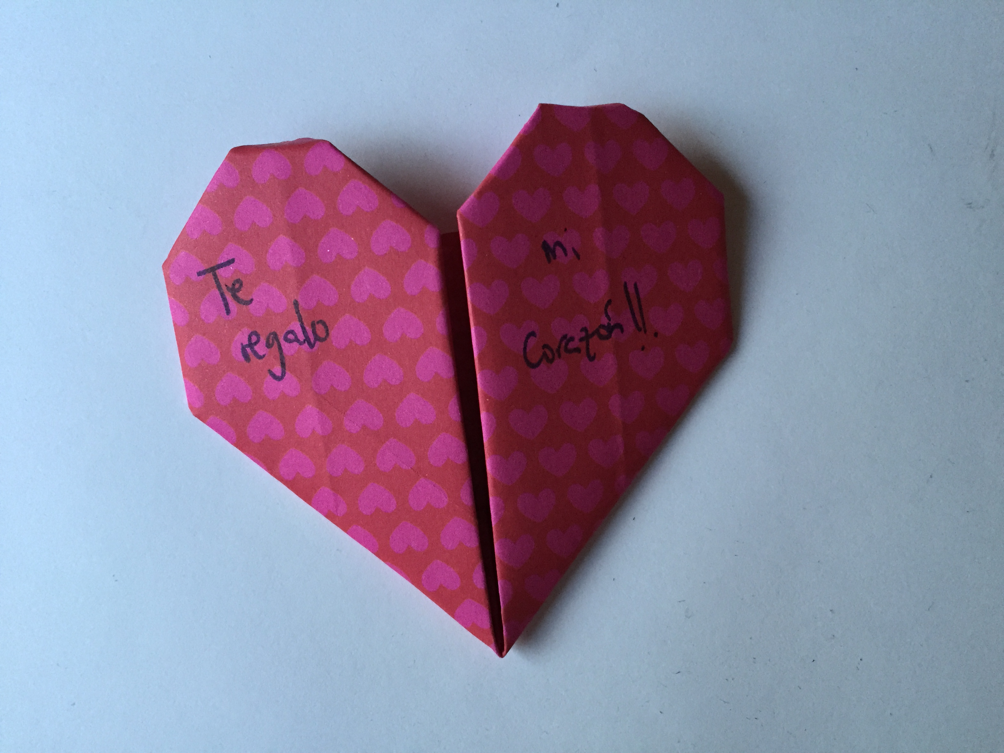como hacer un corazon de papel