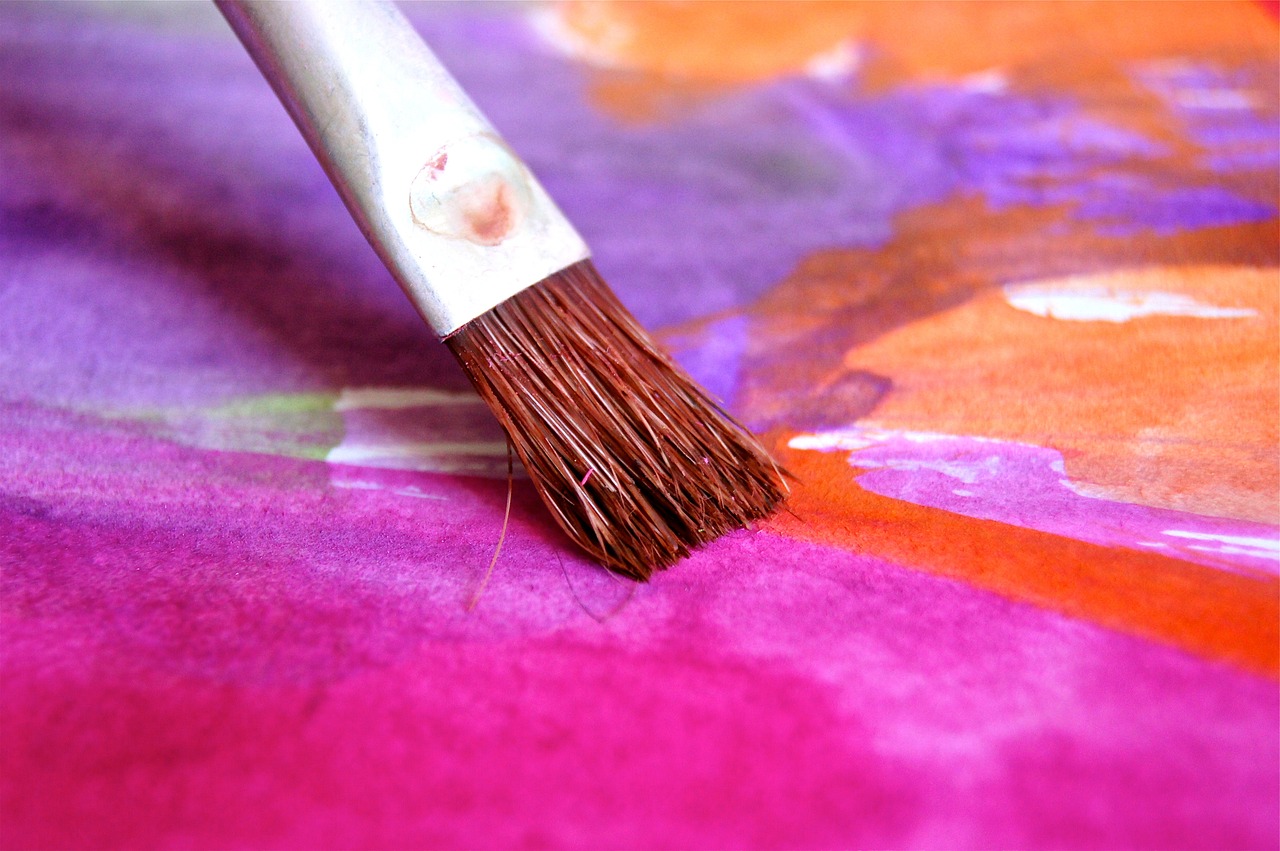 ¿Qué tipo de pintura se usa para pintar sobre tela?