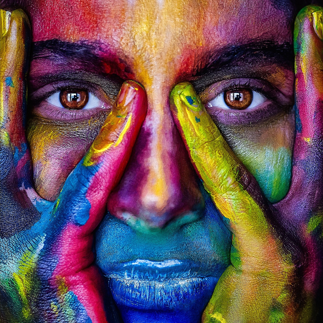 ¿Cuál es la mejor pintura para pintar un mural?