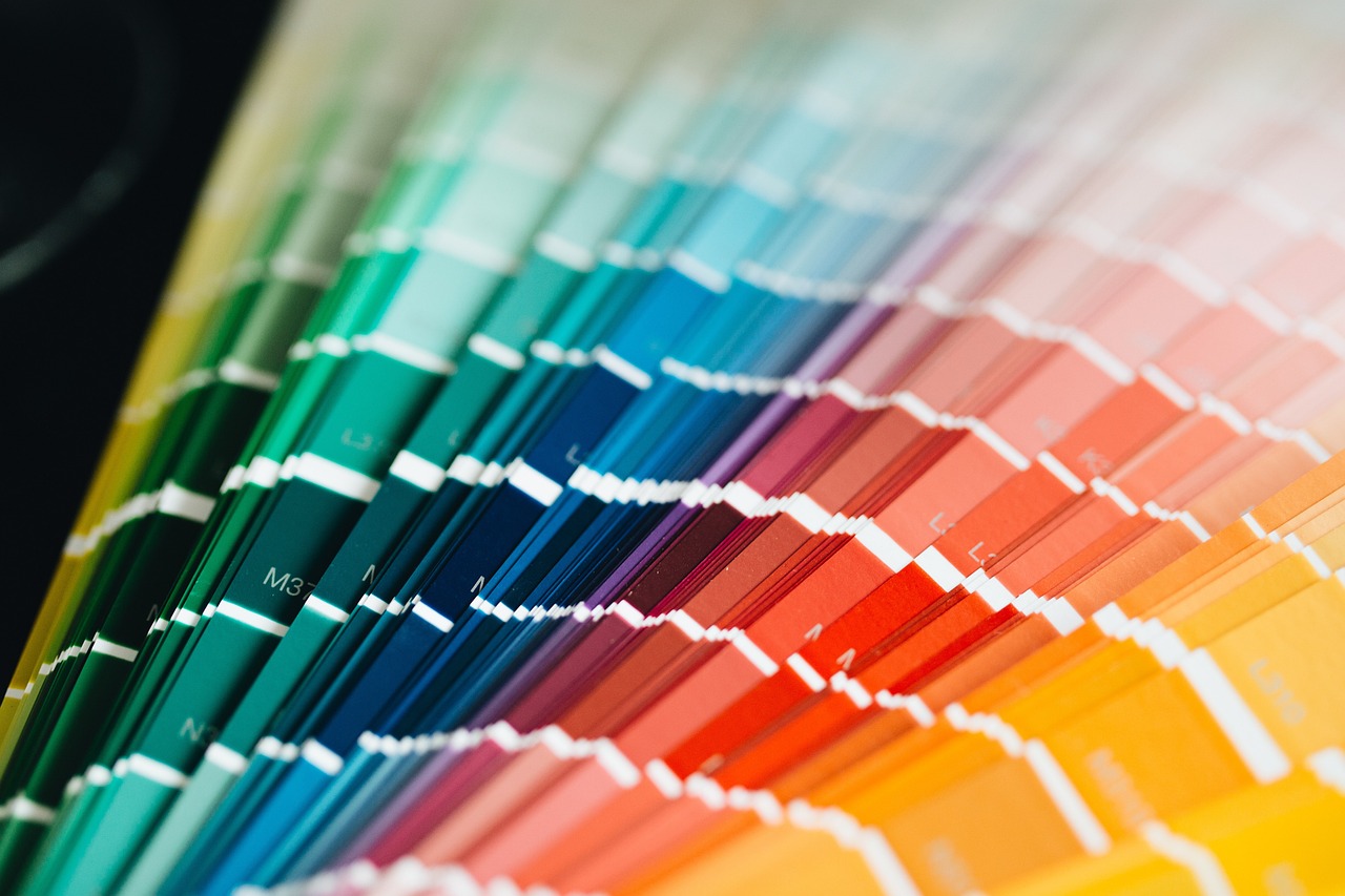 ¿Cómo saber el código Pantone de un color?